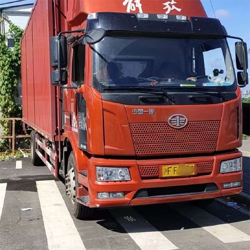 彭山区罗平县进仓物流：专线直达的多元货运之旅
